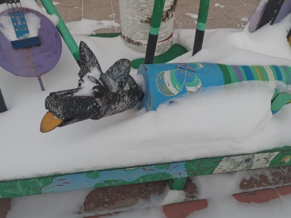 Фигурки зверей музыкантов из труб