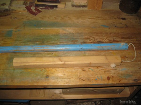 Приспособление в виде цепа для выбивания половиков