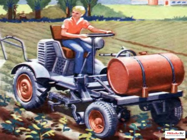 внешний вид мини трактора для полива