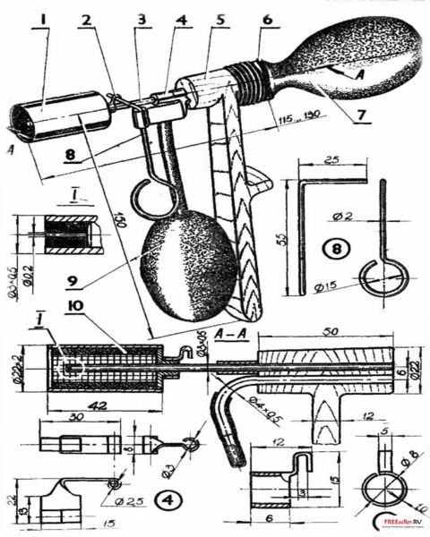 Рис.1. Переносная бензиновая горелка. 1 - корпус; 2 - втулка с крючком; 3 - трубка; 4 - упор; 5 - ручка; 6 - резиновое кольцо; 7 - воздушный шарик; 8 - ручка; 9 - резиновая груша и 10 - наполнитель.