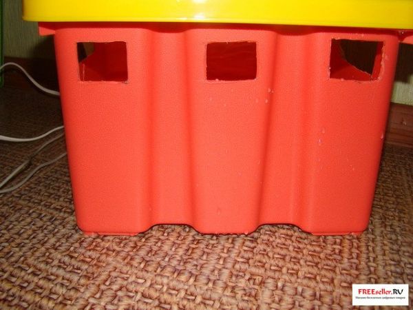 Делаем самодельный увлажнитель воздуха из пластикового ящика