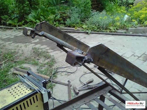 Мини эстакада своими руками. Конструкция самодельной разборной переносной мини эстакады для ремонта и диагностики легковых автомобилей.