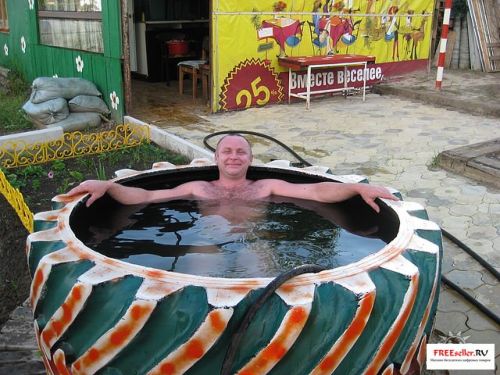 Бассейн из шин