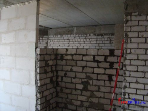 Как сделать перегородку из гребнеобразных плит своими руками.