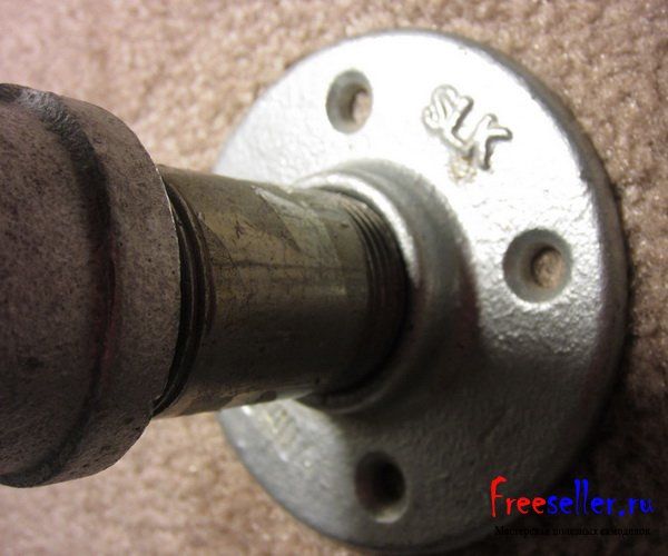 Самодельный светильник из труб