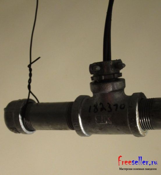 Самодельный светильник из труб