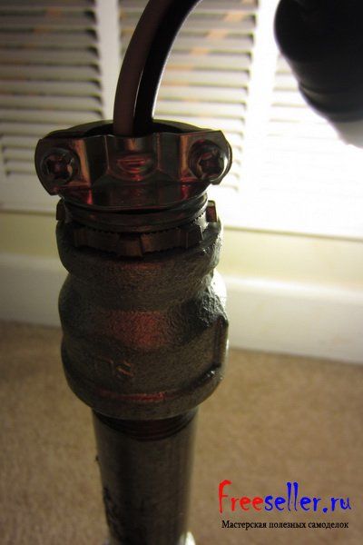 Самодельный светильник из труб