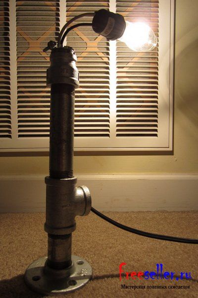 Самодельный светильник из труб