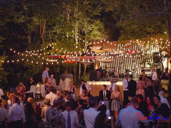 Украшения для свадьбы из зонтов