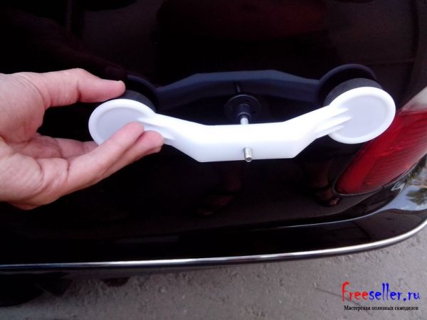 Удаление вмятин на автомобиле без покраски с помощью прибора Pops a Dent.