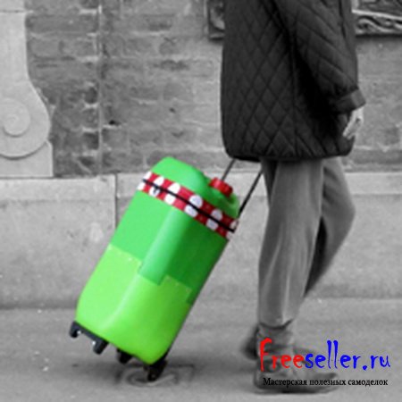 Тележка чемодан из пластиковых канистр