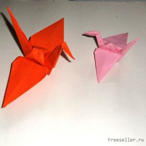 Японский журавлик в оригами