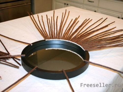 Как самому украсить зеркало