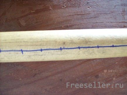 Делаем самодельную подставку для CD дисков