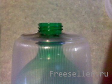 Делаем самодельную кормушку для кошек