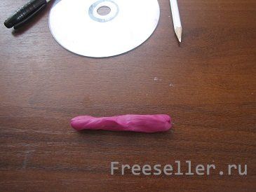 Делаем Волчок из CD диска своими руками.