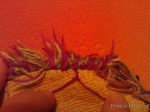 Косметичка вышитая крючком своими руками.