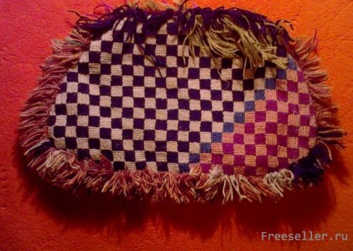 Косметичка вышитая крючком своими руками.
