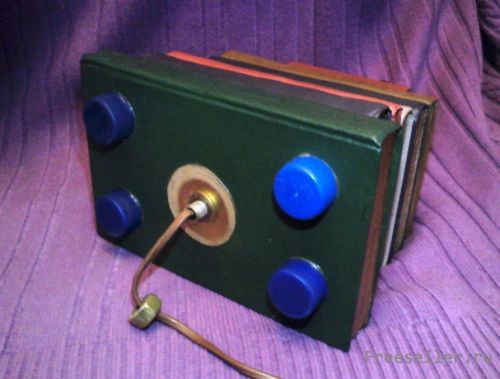 Изготовление светильника из книг