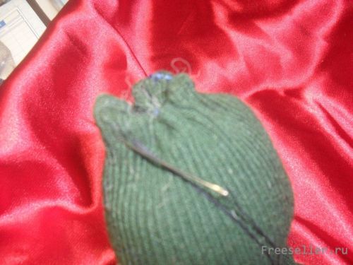 Делаем мягкую игрушку змейку из колготок