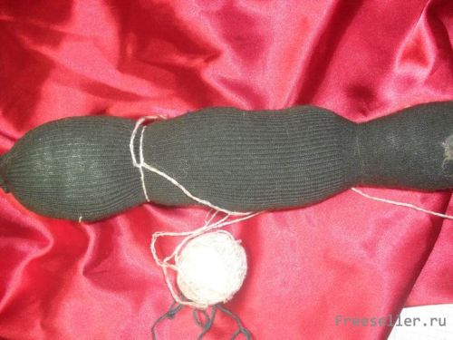 Делаем мягкую игрушку змейку из колготок