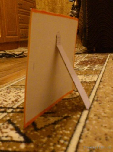 Делаем фоторамку из ненужных мелочей