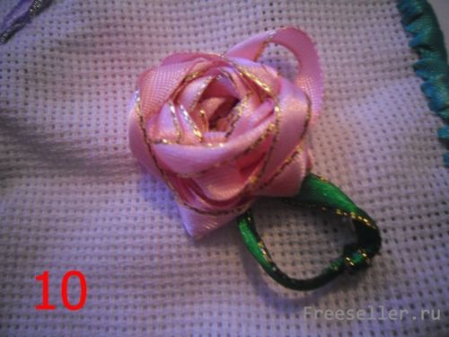 Вышивание роз из ленточек
