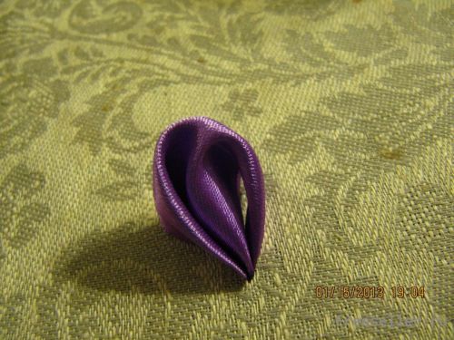 Мастер класс изготовление цветка Канзаши из ленточек своими руками