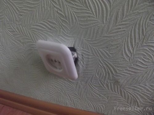 Сломалась розетка - надо починить