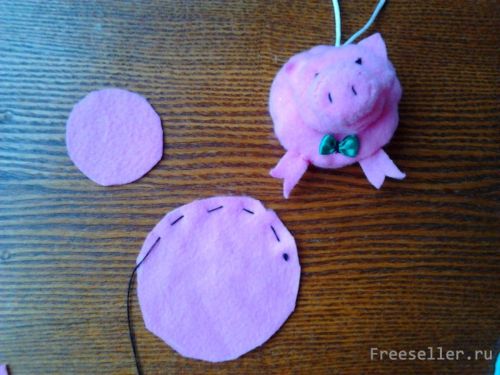 Делаем мягкую игрушку Хрюша своими руками