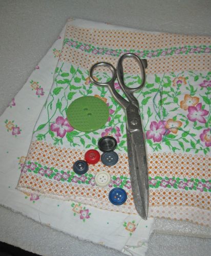Материалы для изготовления массажного коврика из пуговиц