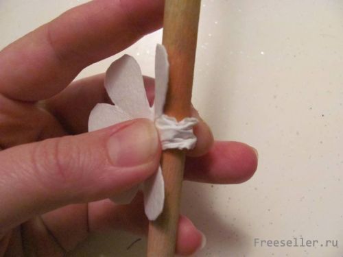 Как сделать красивые цветы из акварельной бумаги