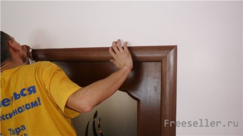 Установка обналички на на межкомнатную дверь своими руками