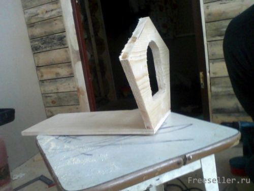 Изготовление кормушки для птичек