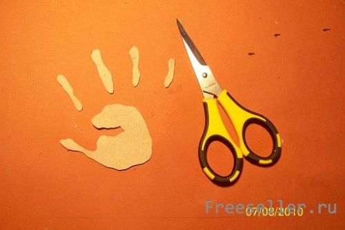 Делаем памятные каменные плиты своими руками.