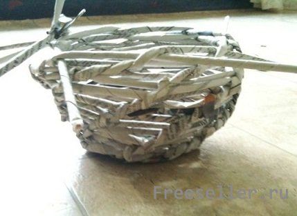 Вазы из газет и журналов своими руками - процесс изготовления