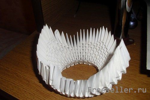 ?Объемный лебедь из бумаги своими руками