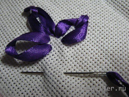 Вышиваем красивую мини-картину своими руками