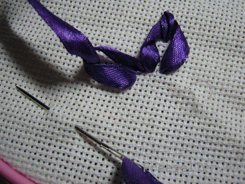 Вышиваем красивую мини-картину своими руками