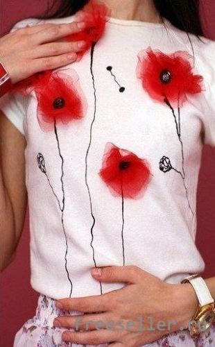 Как сделать на футболке объемные цветы своими руками.