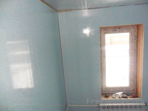 Как произвести отделку стен пластиковыми панелями.