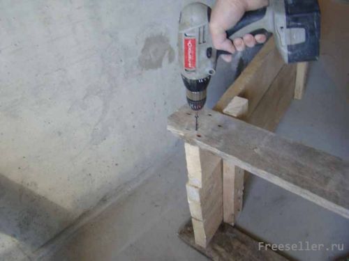 Как сделать козлик из поддонов своими руками