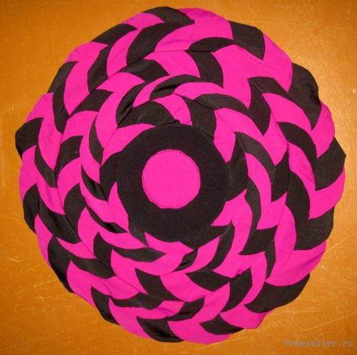 Прикроватный коврик из кружков