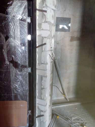 Установка входной металлической двери своими руками с обваркой проема