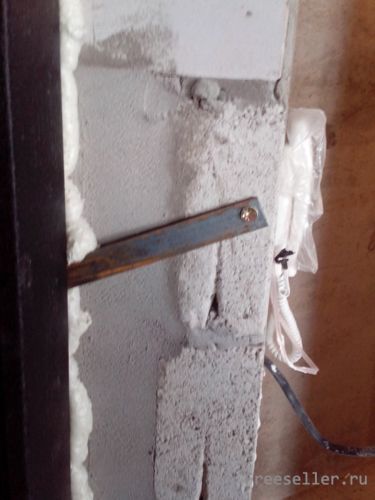 Установка входной металлической двери своими руками с обваркой проема