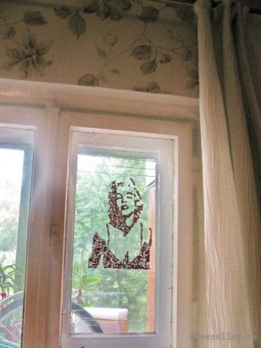 Витраж из конфетти