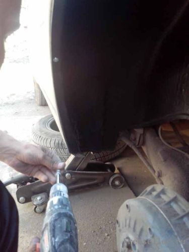 Установка подкрылок на автомобиль Лада Гранта