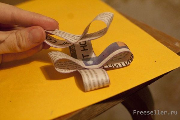 Как сделать цветок из газеты