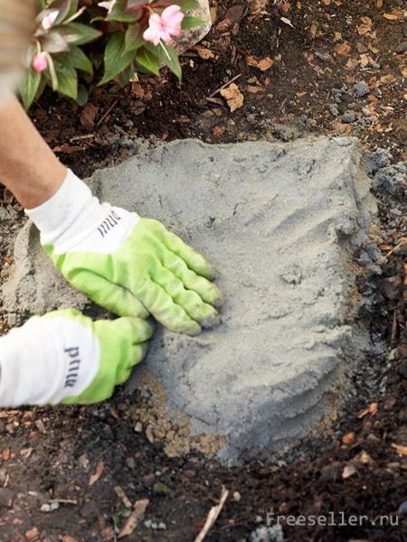 Самодельные дачные дорожки по форме листиков