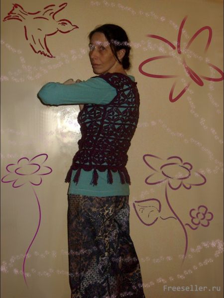 Вяжем ажурный жилет с бахромой